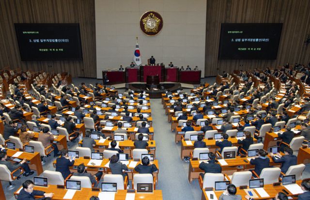 하도급법 개정안과 소비자생활협동조합법 개정안이 국회 본회의를 통과했다. /사진=뉴스1