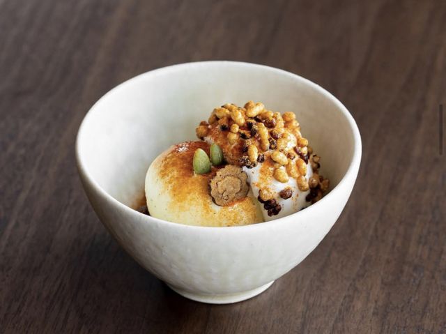 밍글스는 한식을 선보이는 파인 다이닝으로 올해 미쉐린가이드에서 3스타를 받았다. 사진은 밍글스의 시그니처 디저트 장트리오. /사진=밍글스