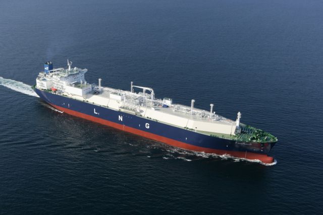 SM그룹의 해운부문 계열사인 대한해운이 영국계 은행인 스탠다드차타드 은행과 벌인 양수금 청구 상고심에서 승소했다. 사진은 대한해운 LNG K무궁화호. /사진=머니투데이 DB