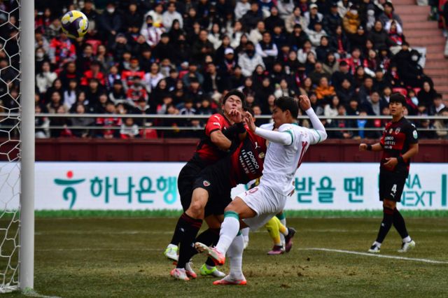 주민규가 3라운드 연속 베스트일레븐에 선정됐다. 사진은 지난 15일 경북 포항 스틸야드에서 열린 포항 스틸러스와 대전 하나 시티즌 경기에 선발 출전한 공격수 주민규의 모습. /사진=뉴스1