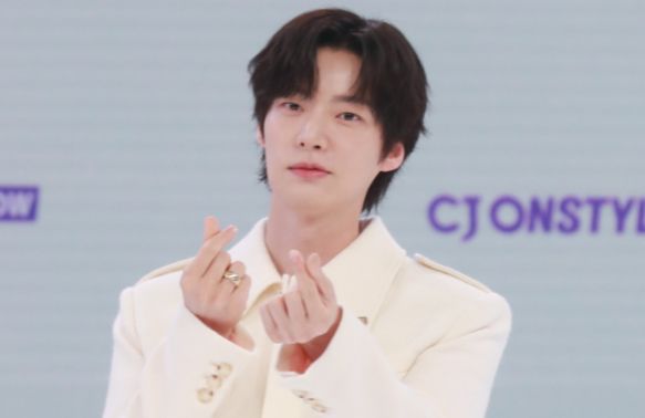 모델 겸 배우 안재현이 재혼식 로망을 밝혔다. 사진은 지난해 8월 서울 서초구 CJ ENM 커머스 사옥에서 진행된 CJ온스타일 초대형 모바일 라이브쇼 제작발표회에 참석한 배우 안재현. /사진=스타뉴스