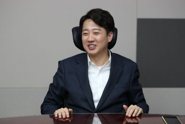 이준석 개혁신당 의원이 더불어민주당의 최 대행 탄핵 절차 개시를 비판했다. 사진은 이준석 개혁신당 의원이 인터뷰 중인 모습. /사진=머니투데이