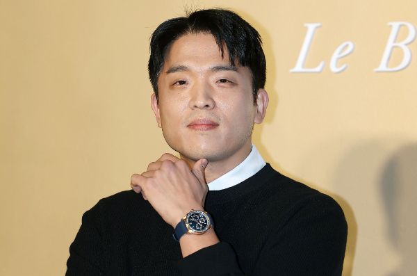 안성재 셰프가 자신이 운영하는 레스토랑 '모수 서울'을 사칭하는 범죄에 대해 주의를 당부했다. 사진은 안 셰프가 행사에 참석한 모습. /사진=뉴스1