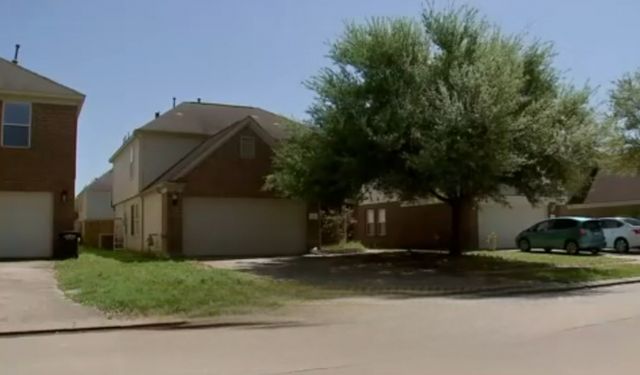 미국 경찰이 와이파이를 껐다고 자신의 어머니를 흉기로 위협한 10대 자매 3명을 체포했다. 사진은 사건 현장 모습. /사진=ABC뉴스 유튜브 화면 캡처