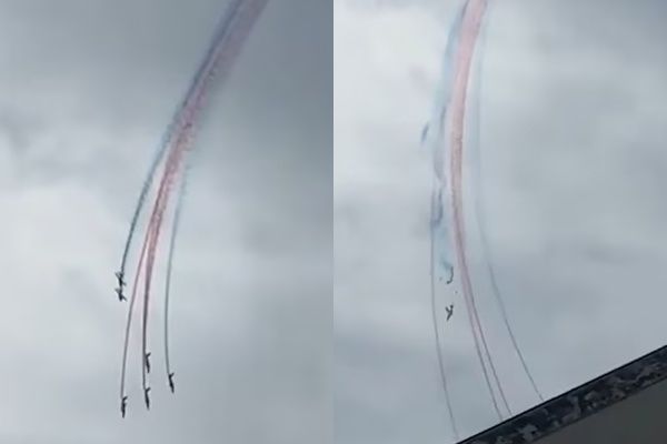 프랑스 공군 특수비행팀(곡예비행팀) 소속 항공기 2대가 훈련 중 상공에서 충돌하는 사고가 벌어졌다. 사진은 사고 당시 모습. /사진=데일리메일 영상 캡처