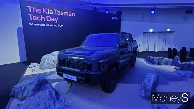 기아가 27일 서울 서초구 플로팅아일랜드에서 브랜드 첫 정통 픽업 '타스만'에 적용된 각종 첨단 기술을 소개했다. /사진=김창성 기자