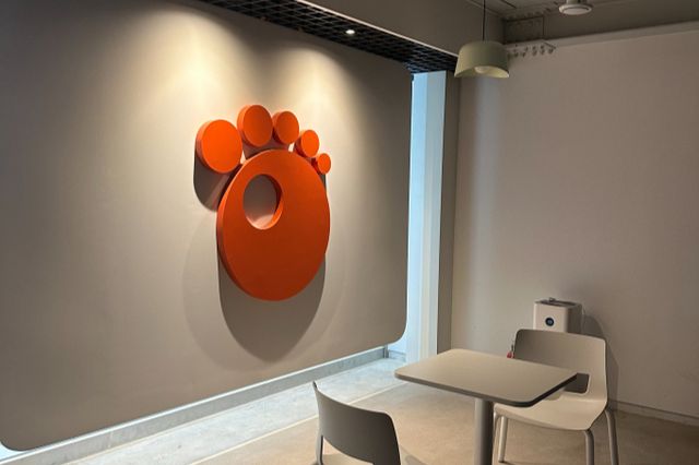 곰앤컴퍼니는 20년이 넘는 오랜 시간 사랑받아온 이유는 단순히 기술력 때문만은 아니라 여전히 사람 중심의 기업이기에 가능한 일이다. 사진은 서울 송파구 소재 곰앤컴퍼니 사옥 이미지. /사진=곰앤컴퍼니 제공