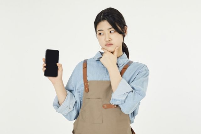 20대 초반 아르바이트생 입장에선 일 근무시간이 짧아 아르바이트가 큰 이득이 되지 않는다는 불만이 있다. /사진=이미지투데이