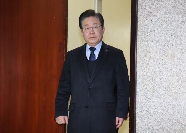 박정훈 국민의힘 의원이 이재명 더불어민주당 대표를 '주적'이라며 비판했다. 사진은 이 대표가 국회에 출근하는 모습. /사진=뉴시스