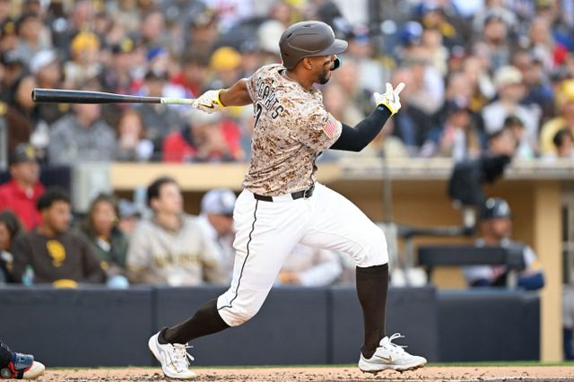 샌디에이고 파드리스가 개막 후 4연승을 달렸다. 사진은 31일(한국시각) 미국 캘리포니아 샌디에이고 펫코파크에서 열린 애틀랜타 브레이브스와 샌디에이고 파드리스의 경기에 선발 출전한 젠더 보가츠의 모습. /사진=로이터