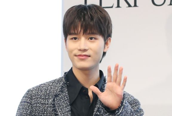  특수준강간 혐의를 받는 그룹 NCT 출신 태일(본명 문태일)이 불구속 기소돼 재판에 넘겨졌다. 사진은 지난 2023년 4월 서울 서초구 서울웨이브 아트센터에서 열린 SM 新유닛 NCT 도재정의 스페셜 론칭쇼 포토콜 행사에 참석한 NCT출신 태일. /사진=뉴스1 