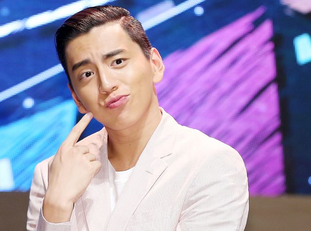 살인 미수 혐의를 받는 타이완 배우 왕대륙이보석금 500만위안(약 2억2165만원)을 내고 석방됐다. 사진은 왕대륙이 2016년 7월13일 서울 서대문구 이화여자대학교 삼성홀에서 진행된 '2016 서울 팬미팅' 공식 기자간담회에 참석한 모습. /사진=머니투데이