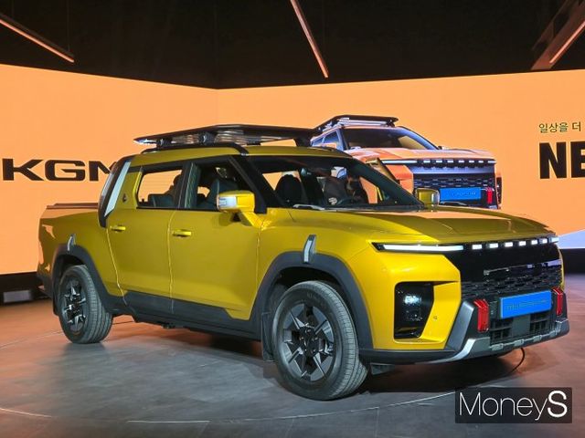 KG모빌리티가 국내 첫 전기 픽업 무쏘 EV를 출시했다. 전기 화물차량으로 다양한 보조금·부가세 환급 등의 혜택을 받을 수 있는 가격 경쟁력이 강점이다./사진=김이재 기자