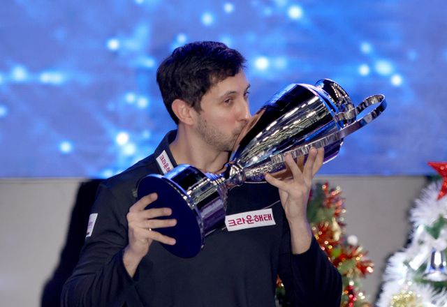 프로당구협회가 상금랭킹 상위 32명만 모아 월드챔피언십 대회를 개최한다. 사진은 지난해 12월 열린 '하이원리조트 PBA 챔피언십 2024' 우승자 다비드 마르티네스의 모습. /사진=프로당구협회(PBA)