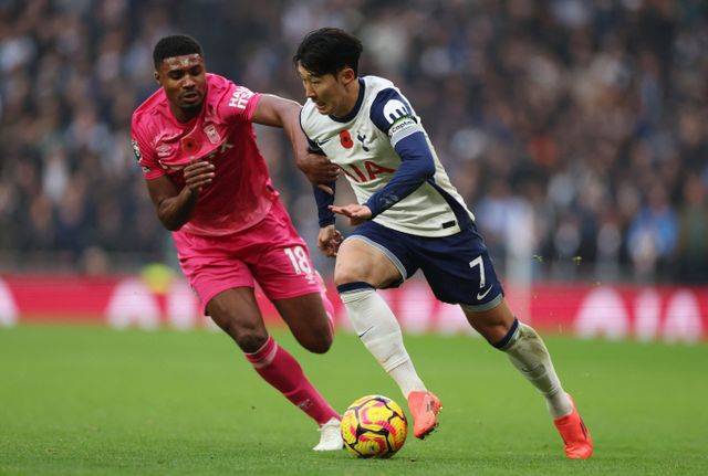 현지 매체가 토트넘 홋스퍼의 주장 손흥민의 선발출전을 예상했다. 사진은 2024-25시즌 토트넘 홋스퍼에서 활약 중인 손흥민의 모습. /사진=로이터