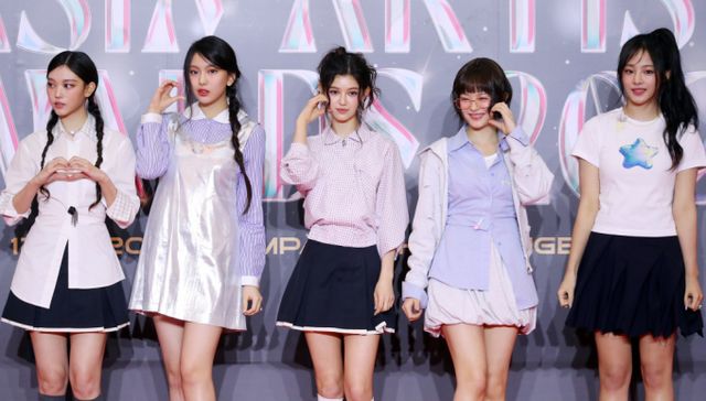 그룹 뉴진스(NJZ, 엔제이지)의 부모들이 어도어의 활동 방해가 도가 지나치다고 주장했다. 사진은 지난해 12월 태국 방콕 임팩트 챌린저 홀 1-2(IMPACT Challenger Hall 1-2)에서 진행된 '제 9회 아시아 아티스트 어워즈'(The 9th Asia Artist Awards, 이하 'AAA 2024')' 레드카펫 행사에 참석한 그룹 njz. /사진=스타뉴스