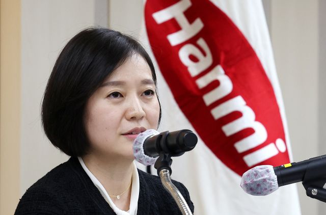  임주현 한미사이언스 부회장이 지난해 3월 서울 송파구 한미타워에서 열린 기자간담회에서 OCI홀딩스 통합 관련 한미사이언스 입장을 밝히고 있다. /사진=뉴스1