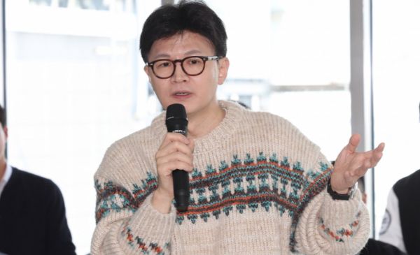 한동훈 전 국민의힘 대표가 윤석열 대통령과 함께했던 과거를 털어놨다. 사진은 한동훈 전 국민의힘 대표가 '2025 대학생시국포럼-제1차 백문백답 토론회'에서 발언 하는 모습. /사진=뉴시스