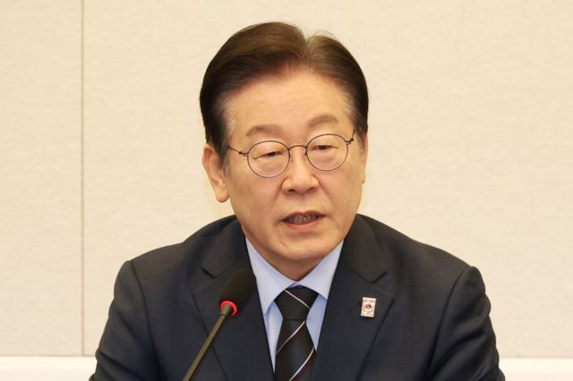 이재명 더불어민주당 대표가 9일 서울 여의도 국회에서 열린 야5당 원탁회의에 참석했다. 사진은 회의에 참석한 이 대표 모습. /사진=뉴스1