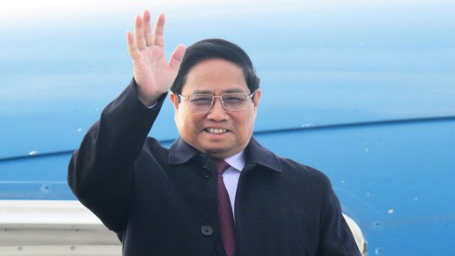 베트남 정부가 지난달 31일(이하 현지시각) 자동차, 액화천연가스(LNG), 일부 농산물을 포함한 다양한 상품에 대한 수입 관세를 인하하겠다고 발표했다. 사진은 팜 민 찐 베트남 총리가 지난해 10월23일 러시아 카잔에서 열린 BRICS 정상회의에 참석하기 위해 공항에 도착한 모습. /사진=로이터