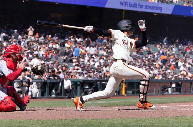 샌프란시스코 자이언츠 이정후가 3안타 경기를 펼치며 맹타를 휘둘렀다. 사진은 10일(한국시각) 미국 캘리포니아주 샌프란시스코 오라클 센터에서 열린 샌프란시스코 자이언츠와 신시내티 레즈의 경기에 출전한 이정후의 모습. /사진=로이터