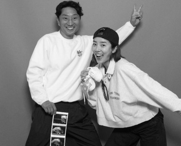 배우 손담비가 결혼 3년 만에 득녀했다. 사진은 이규혁과 손담비의 모습. /사진=손담비 인스타그램 캡처