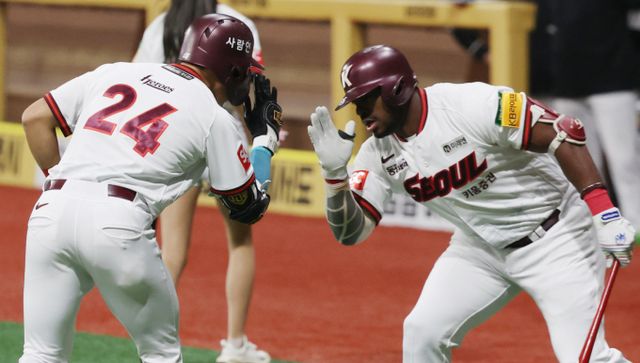 과거 LA다저스에서 활약한 야시엘 푸이그와 류현진이 6년 만에 맞대결을 펼친다. 사진은 2025시즌 키움 히어로즈에서 활약 중인 야시엘 푸이그의 모습. /사진=뉴시스