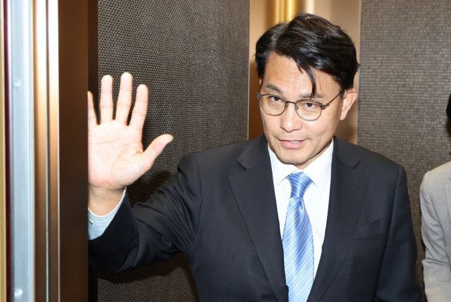 윤상현 국민의힘 의원이 제21대 대통령 선거에 나설 예정이다. 사진은 지난 8일 서울 종로구 정부서울청사에 방문한 윤 의원. /사진=뉴스1