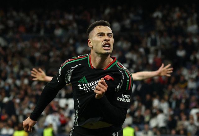 아스널이 레알 마드리드를 꺾고 챔피언스리그 4강 진출했다. 사진은 17일(한국시각) 스페인 마드리드 산티아고 베르나베우에서 열린 유럽축구연맹 챔피언리그 8강 2차전에서 아스널과 레알 마드리드와의 경기에서 결승골을 터트린 가브리엘 마르티넬리의 모습. /사진=로이터