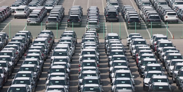 10일 경기 평택시 포승읍 평택항 자동차전용부두에 수출용 차량들이 세워져 있다./사진=뉴스1