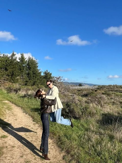 가수 겸 배우 크리스탈이 친언니 제시카의 생일을 축하했다. 사진은 크리스탈(왼쪽)과 제시카의 일상 모습. /사진=크리스탈 인스타그램