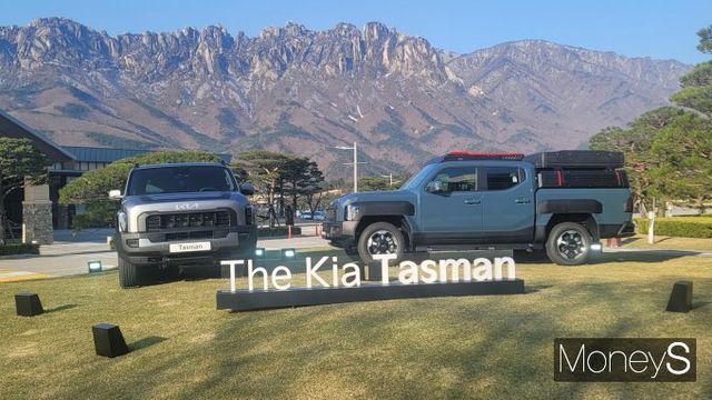 오프로드 지형에 특화된 기능을 갖춘 기아 타스만은 활용성이 다양하다. /사진=김창성 기자