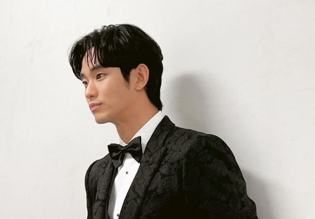 배우 김수현 명예를 지키기 위해 팬 연합이 나섰다. /사진=김수현 인스타그램
