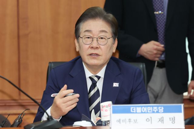 이재명 제21대 대통령 선거 더불어민주당 경선 후보가 21일 서울 여의도 금융투자협회에서 열린 자본시장 활성화를 위한 정책간담회에서 질의응답을 하고 있다. / 사진=뉴시스 권창회 기자 