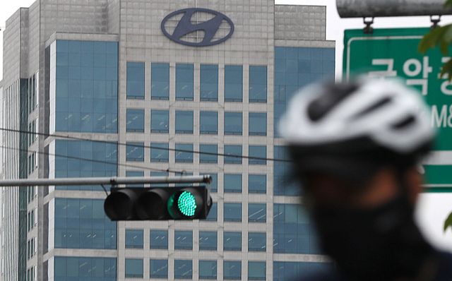 현대차가 올 1분기 판매량 감소에도 역대 최대 매출을 달성했다. 사진은 서울 양재동 현대차 사옥. /사진=현대차그룹