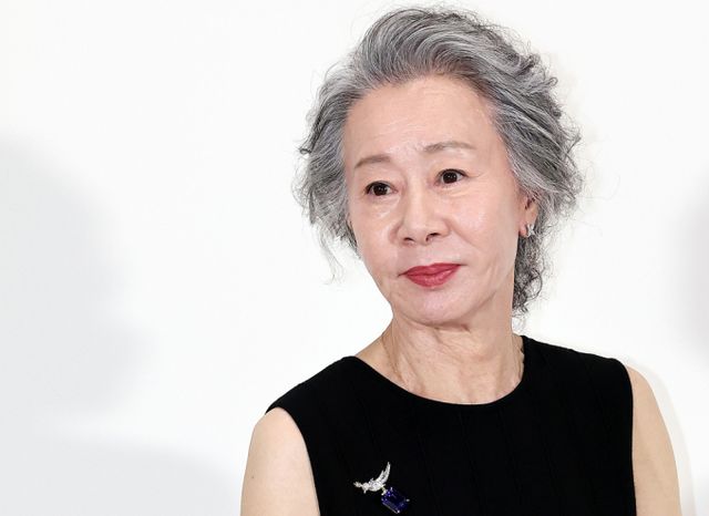 윤여정이 국내 최초이자 자국어로 연기한 아시아권 배우로서 처음으로 오스카 트로피를 품에 안았다. 사진은 2023년 9월4일 배우 윤여정이서울 용산구 아모레퍼시픽 미술관에서 열린 모 화장품 행사에 참석한 모습. /사진=뉴스1