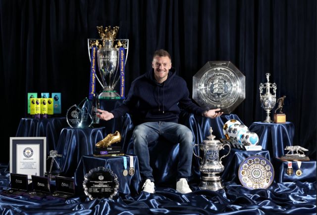 제이미 바디가 레스터 시티와의 13년 동행을 마친다. 사진은 지난 24일(한국시각) 레스터 시티와 13년 동행을 마친 제이미 바디의 모습. /사진=레스터 시티 엑스 캡처