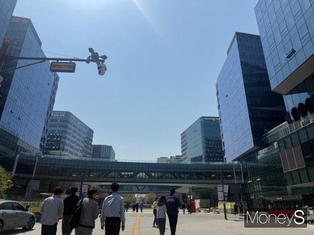 판교테크노밸리의 테크원 타워에는 IT, 바이오, 스타트업 등 빅테크 기업들이 다수 입주해있다. /사진=김서연 기자 