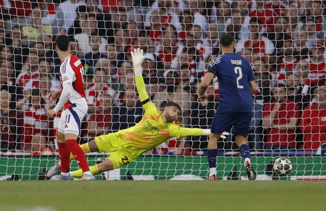 파리 생제르맹이 아스널과의 챔피언스리그 4강 1차전에서 1-0으로 승리했다. 사진은 30일(한국시각) 영국 런던 아스널 스타디움에서 열린 유럽축구연맹 챔피언스리그 4강 1차전 아스널과 파리 생제르맹의 경기에서 결승골이 터진 장면. /사진=로이터