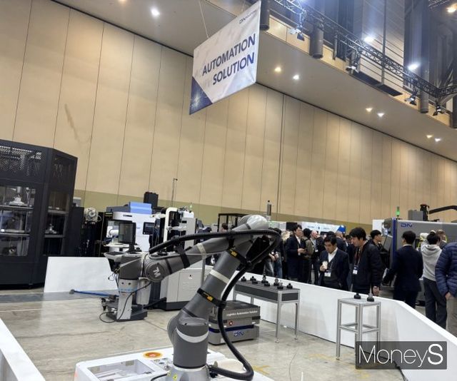 DIMF 전시회의 자동화 솔루션 기술 전시 부스. /사진=머니S 이예빈 기자
