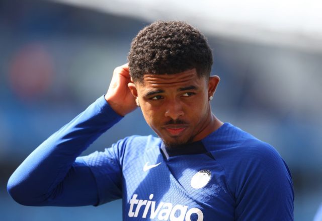 웨슬리 포파나가 또다시 부상으로 쓰러졌다. 사진은 2024-25시즌 첼시에서 활약한 수비수 웨슬리 포파나의 모습. /사진=로이터