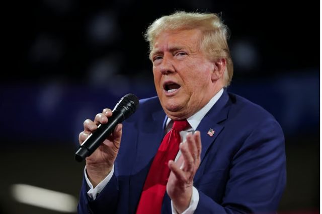 도널드 트럼프 대통령이 관세 폭탄을 선언한 이후 골프여행을 즐긴 것으로 확인됐다./사진=로이터