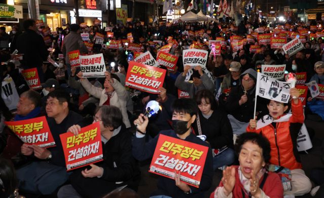 북한이 윤석열 전 대통령 파면 소식을 하루 만에 전했다./사진=뉴스1 장수영 기자