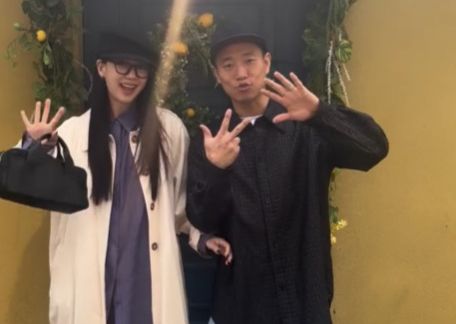 가수 개리가 미모의 아내와 함께 결혼 8주년을 자축했다. /사진=개리 인스타그램