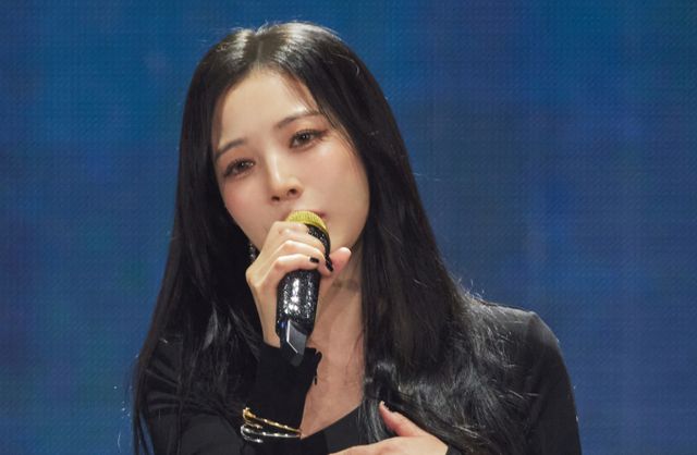  가수 보아가 전현무와 '취중 라이브' 중 한 발언이 논란이 된 가운데, 박나래 및 대중에게 사과를 전했다. 사진은 지난 1월 서울 고척스카이돔에서 진행된 에스엠타운 라이브 2025 '더 컬처, 더 퓨처' 인 서울(SMTOWN LIVE 2025 'THE CULTURE, THE FUTURE' in SEOUL) 콘서트에 참석한 가수 보아. /사진=SM엔터테인먼트 제공