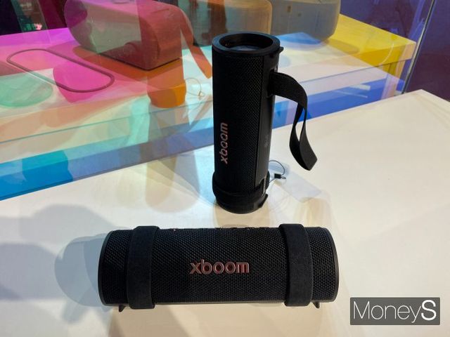 LG 엑스붐 그랩. / 사진=이한듬 기자