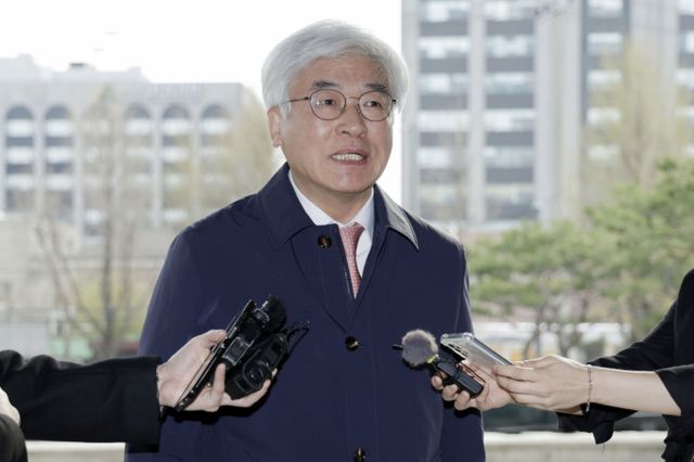 마은혁 신임 헌법재판관이 9일 첫 헌법재판소로 첫 출근을 했다. 사진은 취임 소감을 밝히는 마은혁 재판관. /사진=뉴시스