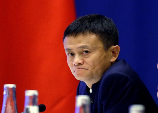 중국 전자상거래 기업 알리바바 그룹 설립자 마윈이 경영 복귀설에 선을 그었다. 사진은 마윈이 2015년 9월23일 미국 워싱턴주 시애틀에서 열린 미·중 경제회의에 참석한 모습. /사진=로이터