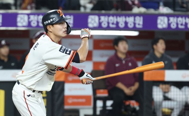 한화 이글스 내야수 심우준이 부상으로 4주 동안 전열을 이탈했다. 사진은 2025시즌 한화 이글스에서 활약한 심우준의 모습. /사진=뉴스1