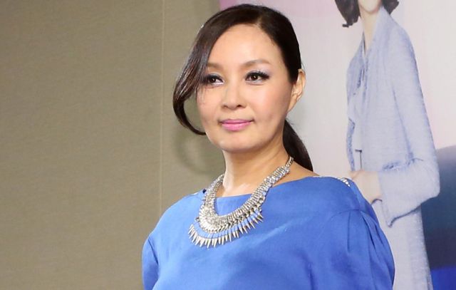 배우 홍진희가 주변 사람들 덕분에 힘든 시간을 버텼다고 밝혔다. 사진은 2013년 서울 여의도 63시티에서 열린 KBS 일일드라마 '지성이면 감천' 제작발표회에 참석한 배우 홍진희. /사진=머니투데이